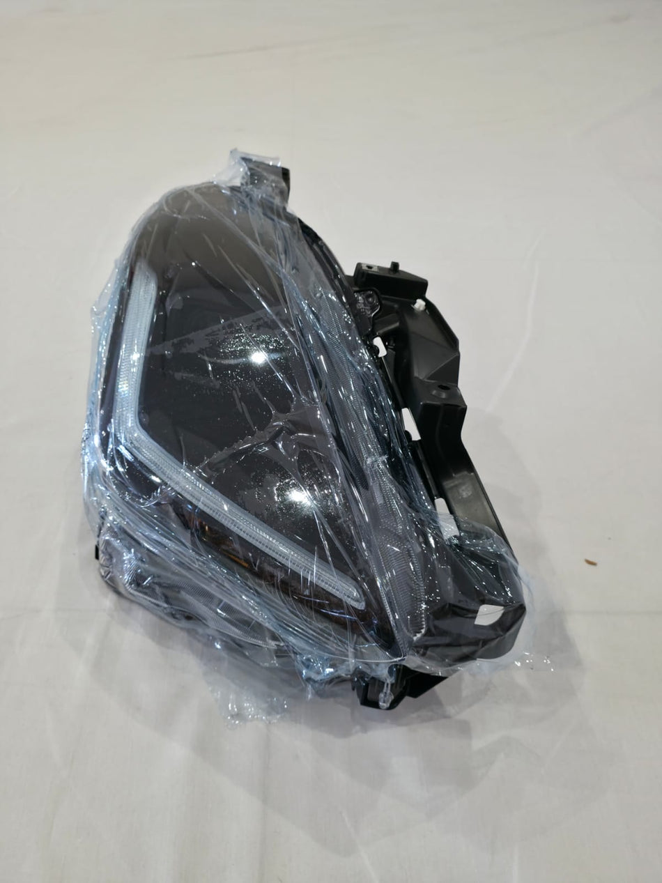 New Genuine OEM Right Headlight For Suzuki Swift GLX 2025-Current