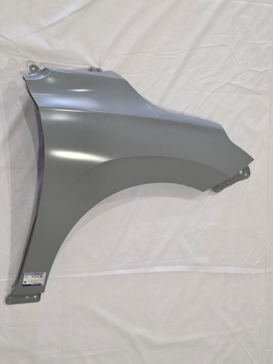 New Genuine OEM Right Front Fender For Suzuki Baleno   20220-2024