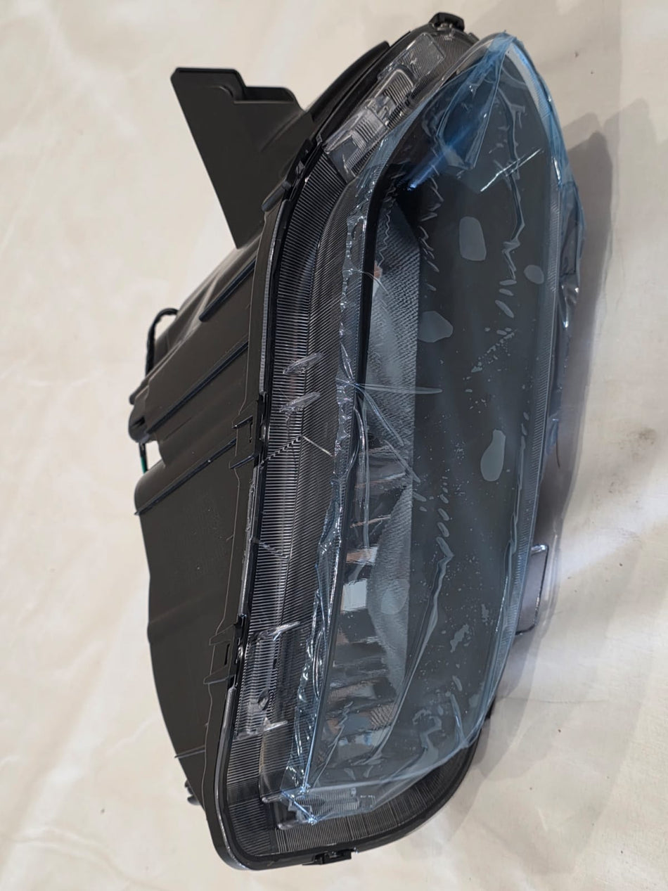 New Genuine OEM Left  Lower Headlight for 2021-current Renault Kwid